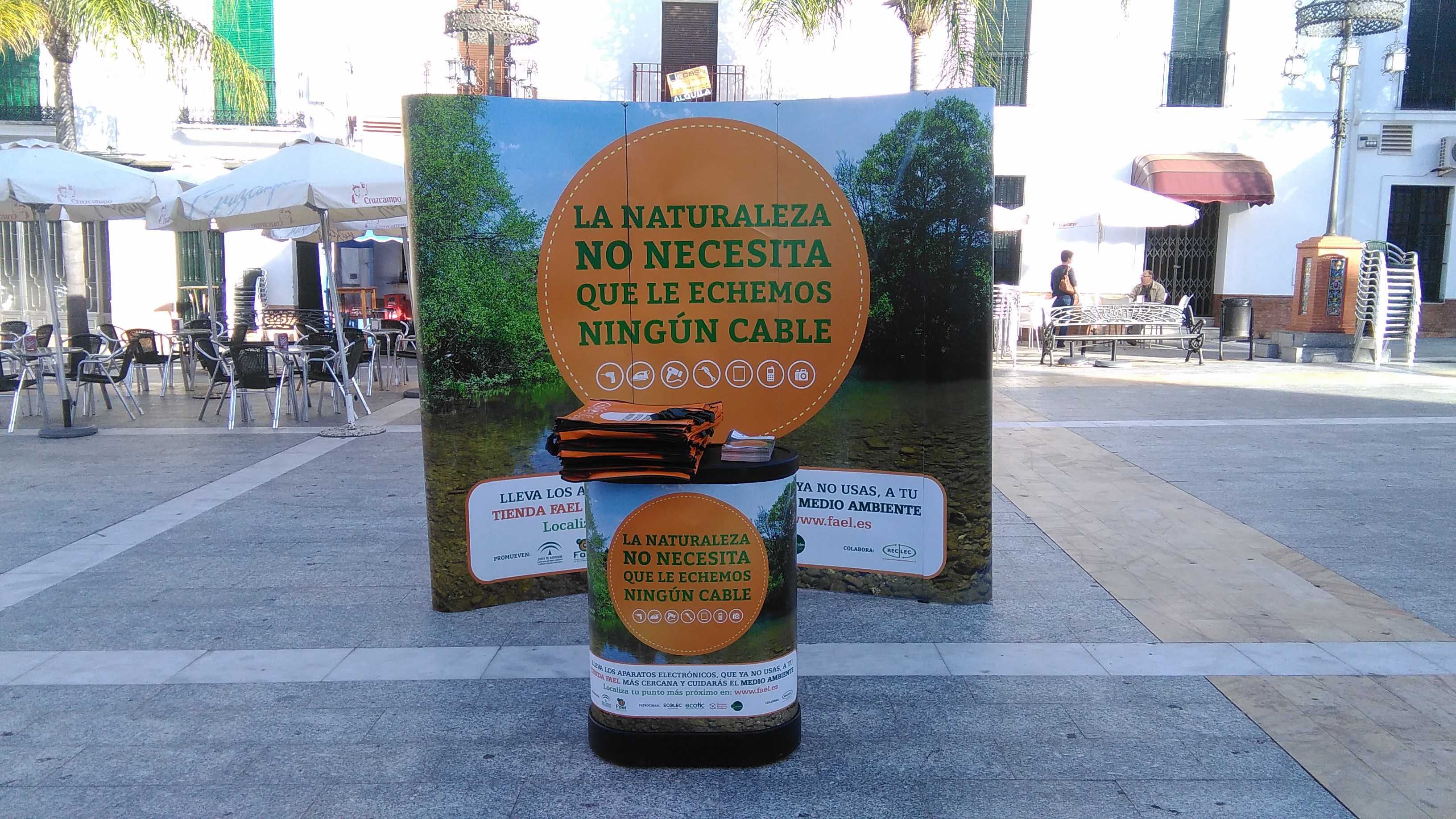 El stand de la campaña que recorre Andalucía.