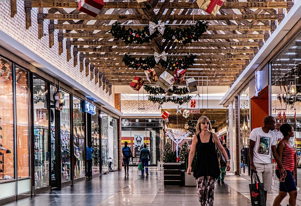 shopping-mall-522619_960_720